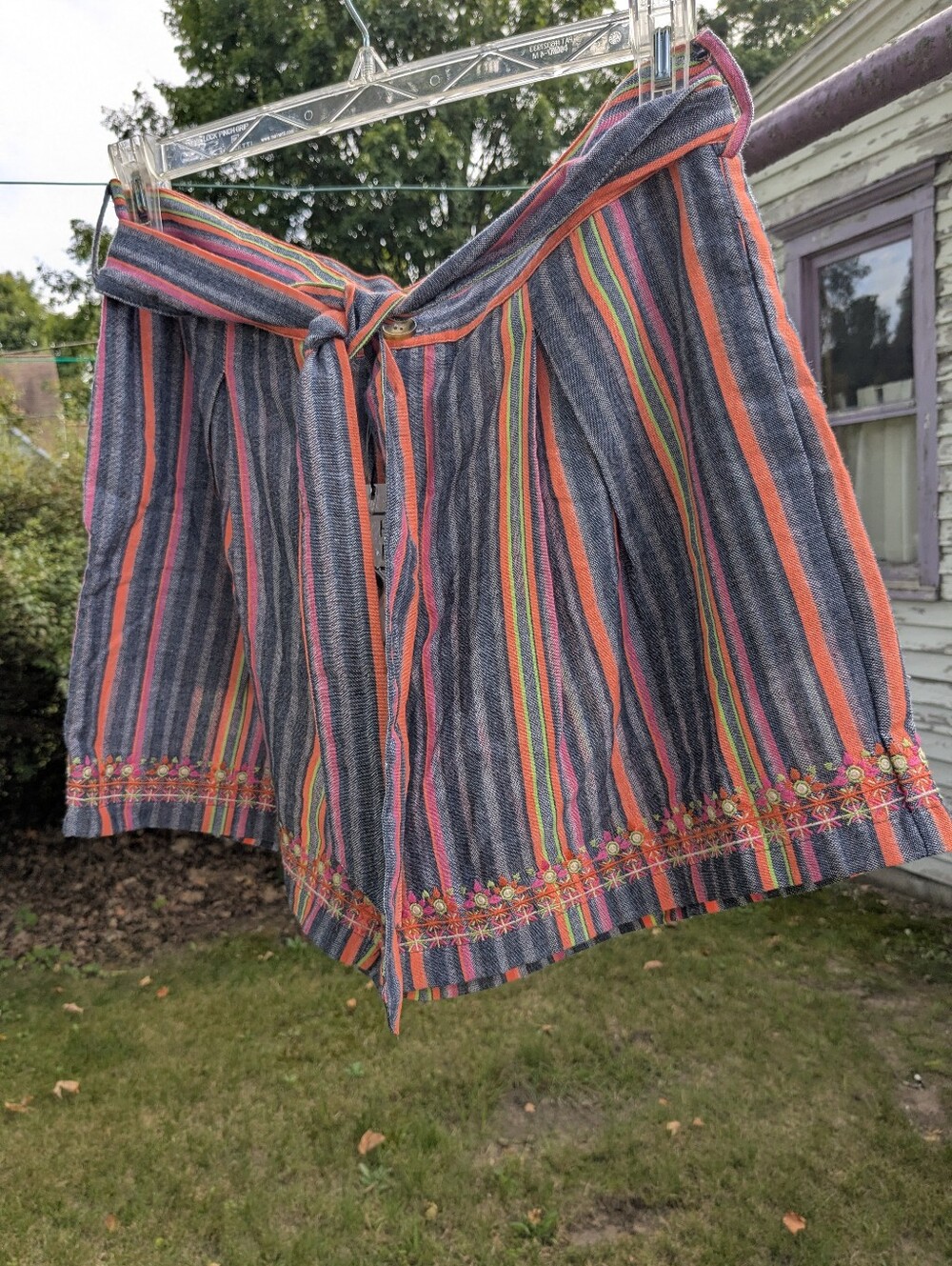 THML Striped Baggie Fun Flourescent Shorts, Linen feel, Wmn Sz XL, NWT!!